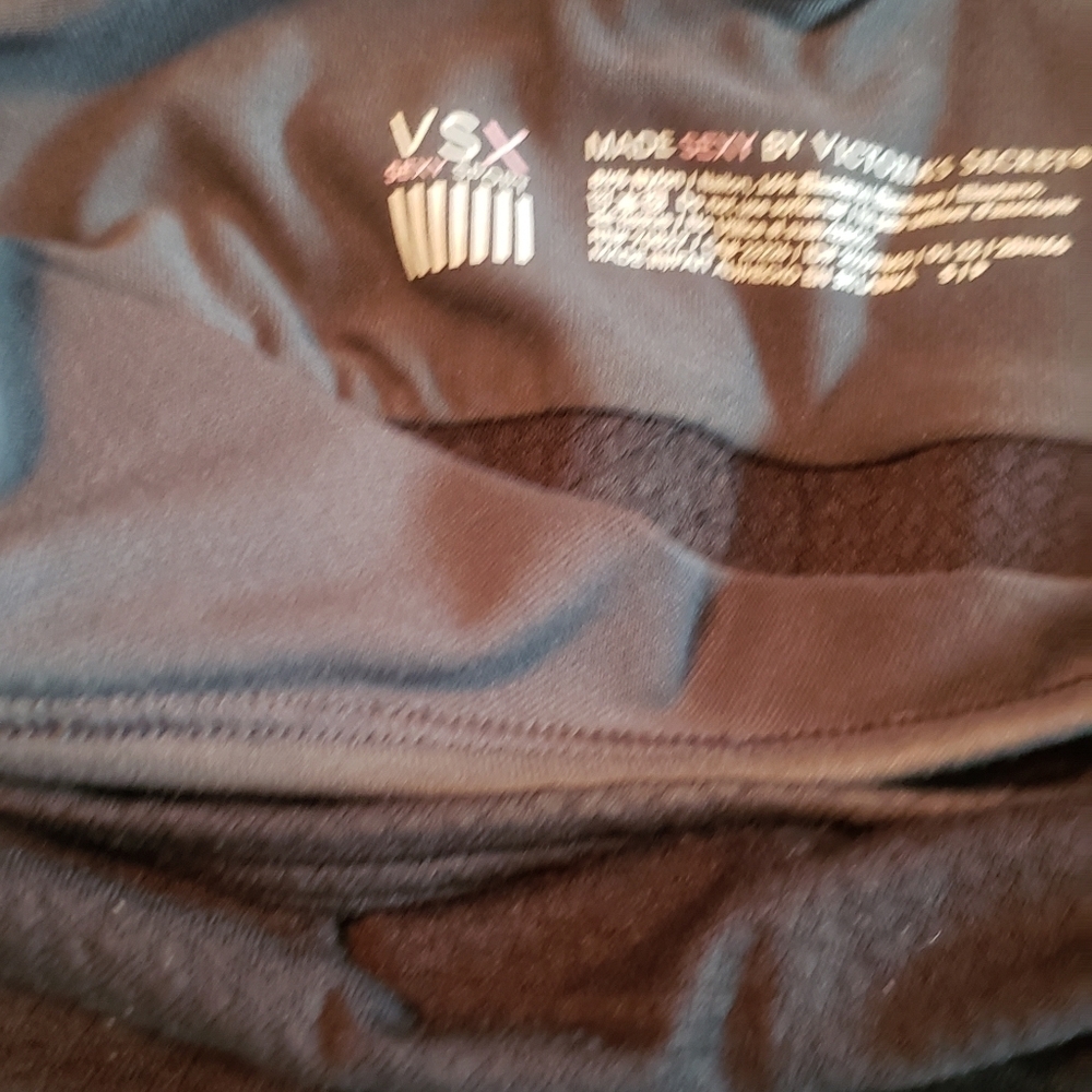 Victoria secret vintage sexy sport top Hp🔥🔥🔥🔥 - Picture 3 of 3